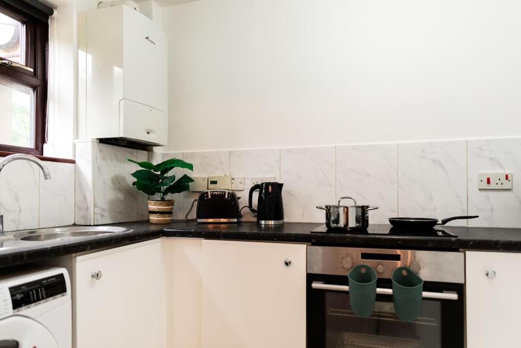 شقة Cosy Decorated Flat In تونبردج المظهر الخارجي الصورة